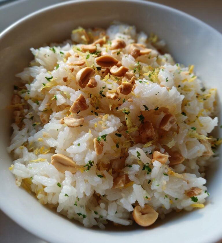 creamy coconut lime rice with peanuts