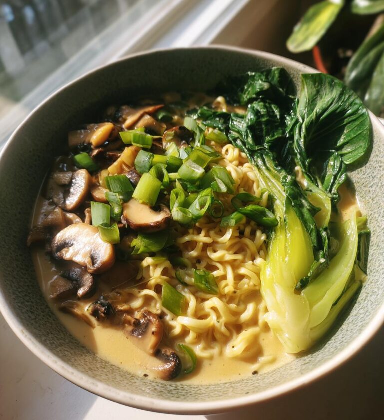 creamy vegetarian peanut miso ramen